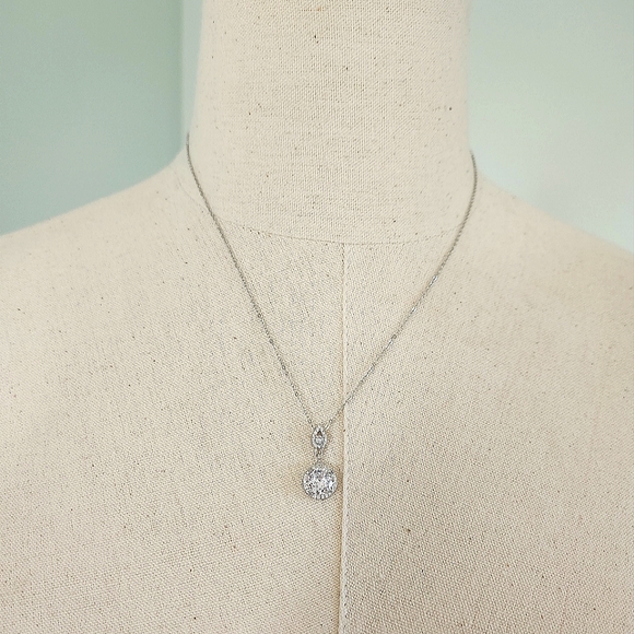 NWT Ryze White Frost Cubic Zirconia .925 Sterling Silver 18" Necklace - Picture 7 of 11